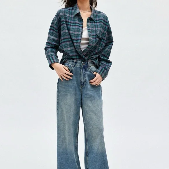 BDG Dani Oversized Plaid Shirt - Picture 4 of 9